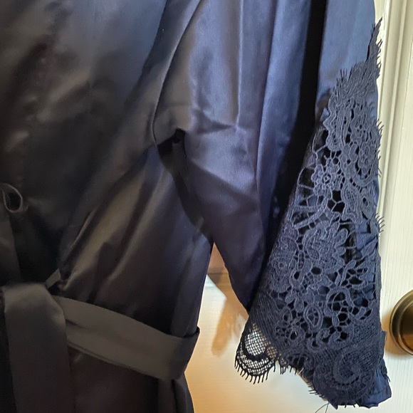 Navy Blue Satin Robe - Picture 2 of 4